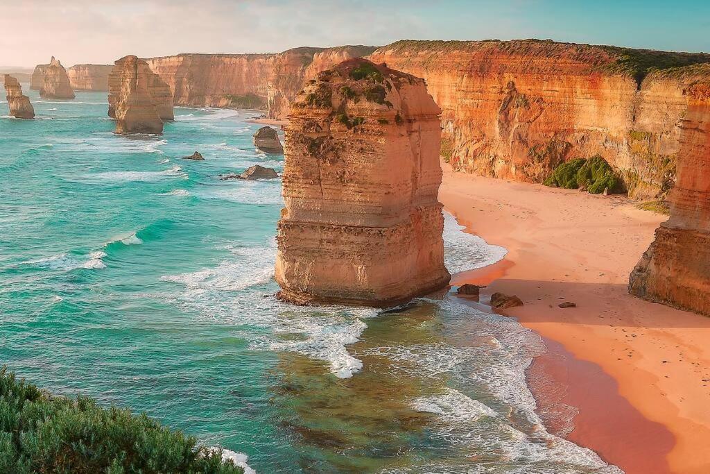 The Hangout King Beds Hammock Chairs With A View Port Campbell Exterior foto